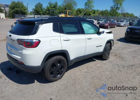 2020 Jeep Compass Altitude 4X4 z USA, uszkodzony, nr VIN 3C4NJDBB2LT131916
